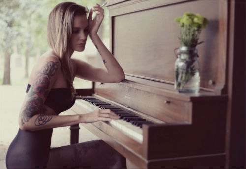 [Top 50] Piano Pick Up Lines For Music Addicts!